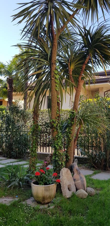 La Casa Di Rivo Hotel Desenzano del Garda Exterior photo