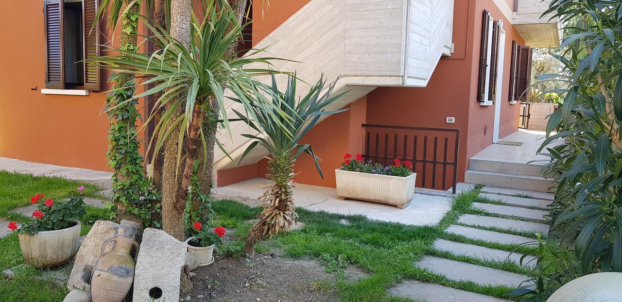 La Casa Di Rivo Hotel Desenzano del Garda Exterior photo